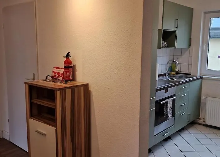 2 Great Near Hans Albers Platz *
