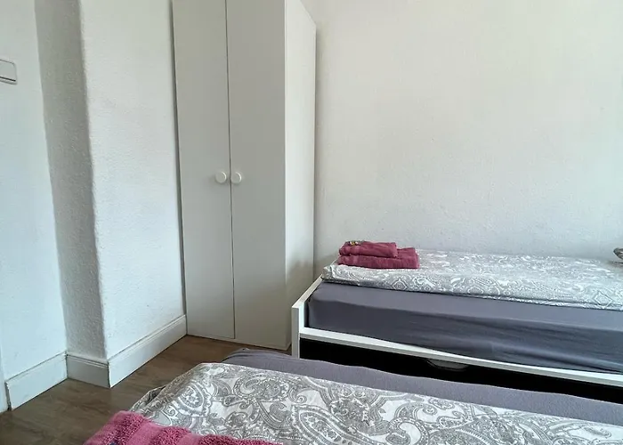 2 Great Near Hans Albers Platz Apartament *